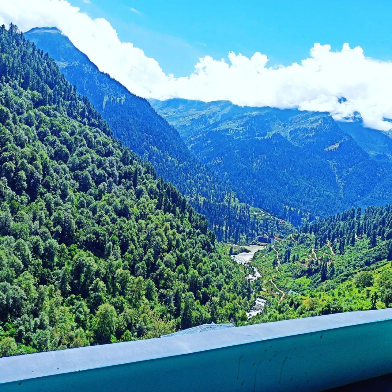 Aman Resort, Tosh Village, Himachal Pradesh Dış mekan fotoğraf